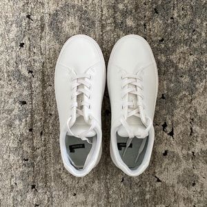 Brand New Scooter One White Sneakers